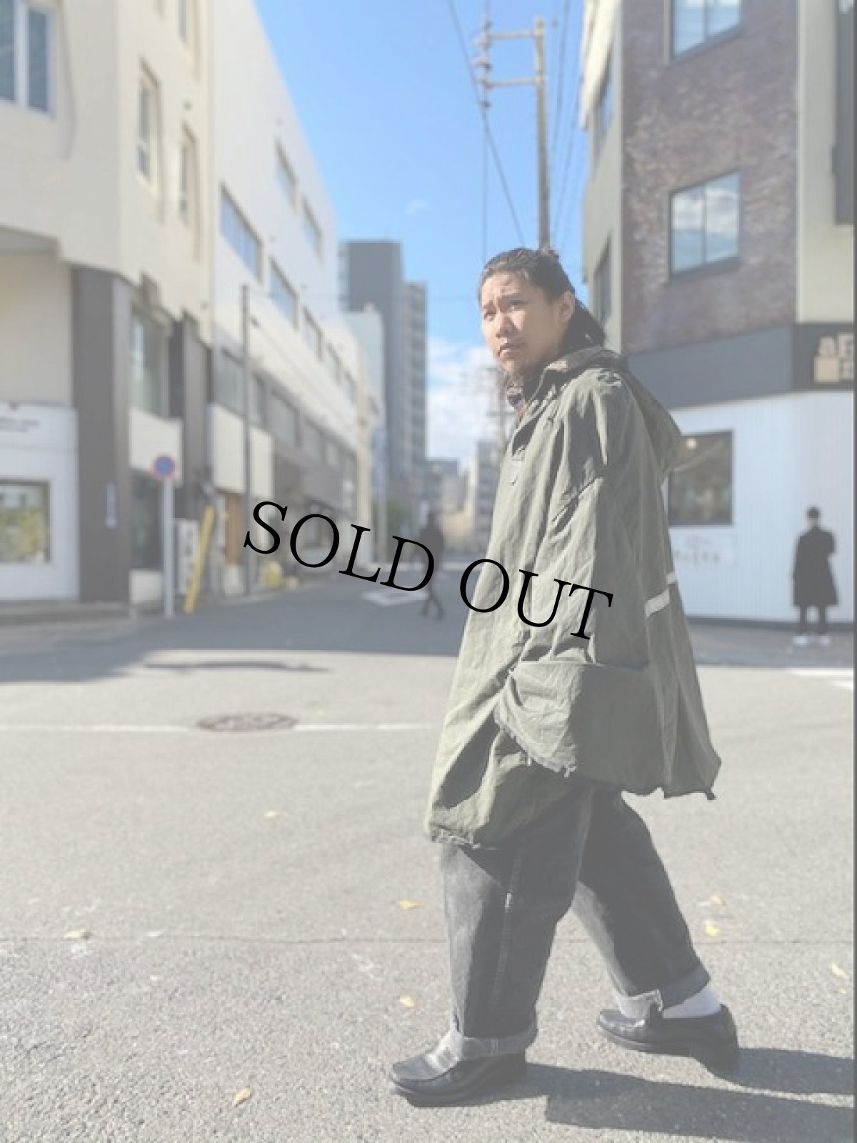 画像8: HALLEY STEVENSONS オイルドコットン リフレクター付き ケープポンチョ カーキ (8)