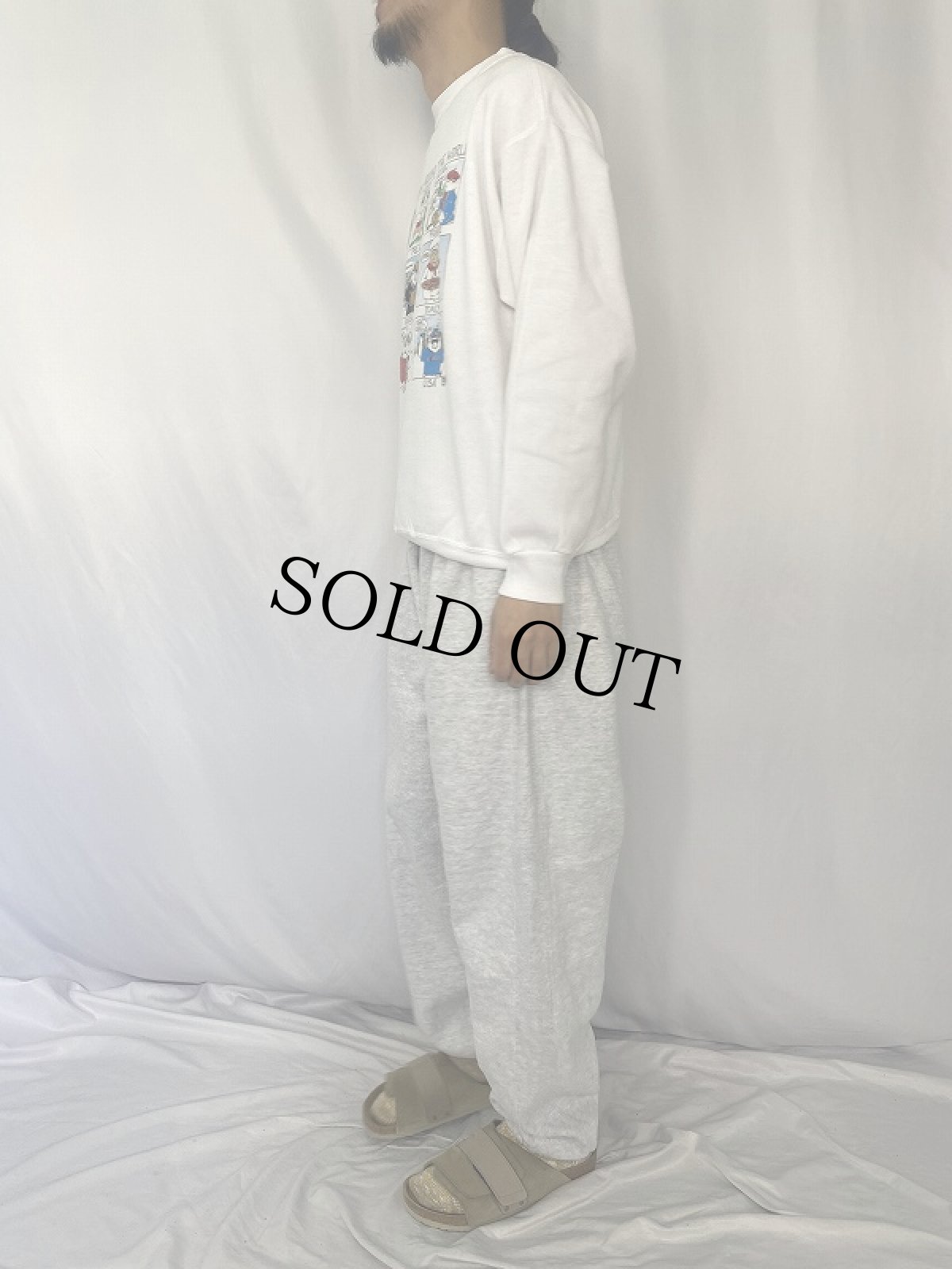 画像3: 90's USA製 "PIGS FROM AROUND THE WORLD" シュールイラストプリントスウェット L (3)