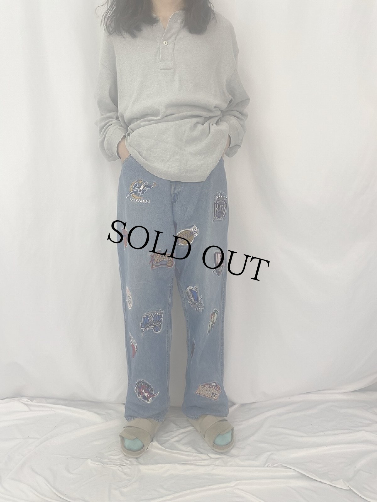 画像2: NBAチームロゴ 刺繍デニムパンツ W37 (2)