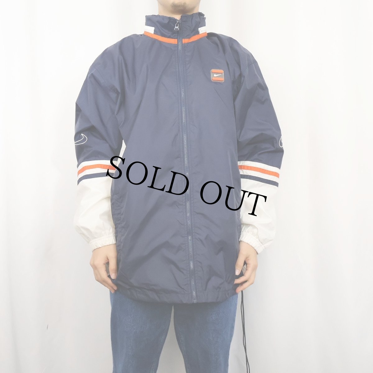 画像2: NIKE 切り替えデザイン ナイロンジャケット NAVY M (2)