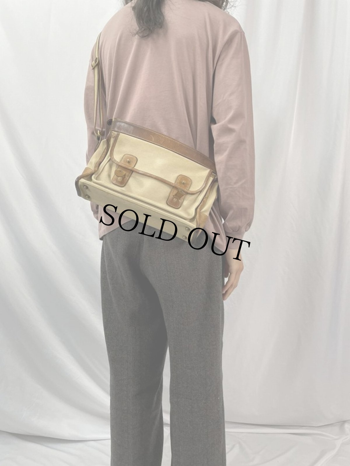 画像2: GHURKA No.8 "THE COURIER" キャンバス×レザーコンビ ショルダーバッグ (2)