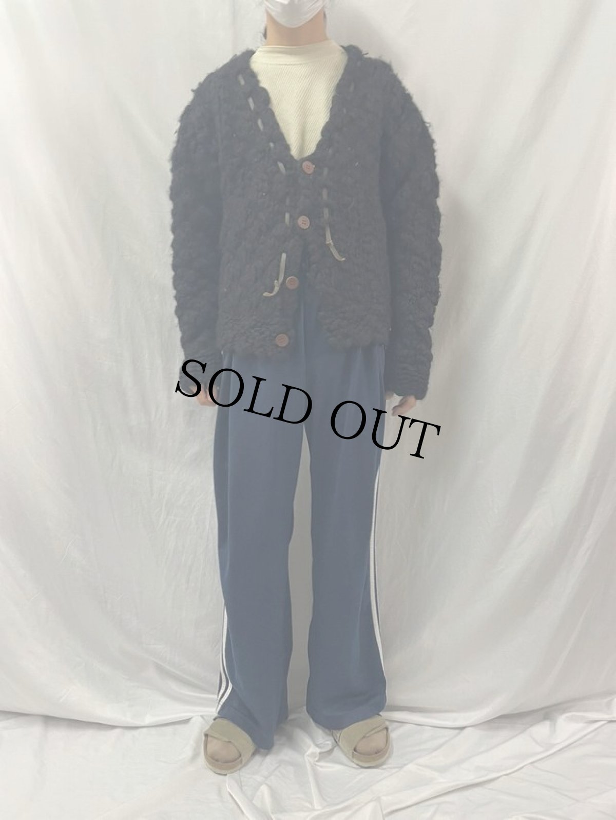 画像2: 90's〜 ISSEY MIYAKE JAPAN製 レザーステッチワーク ランダムウールニットセーター M (2)