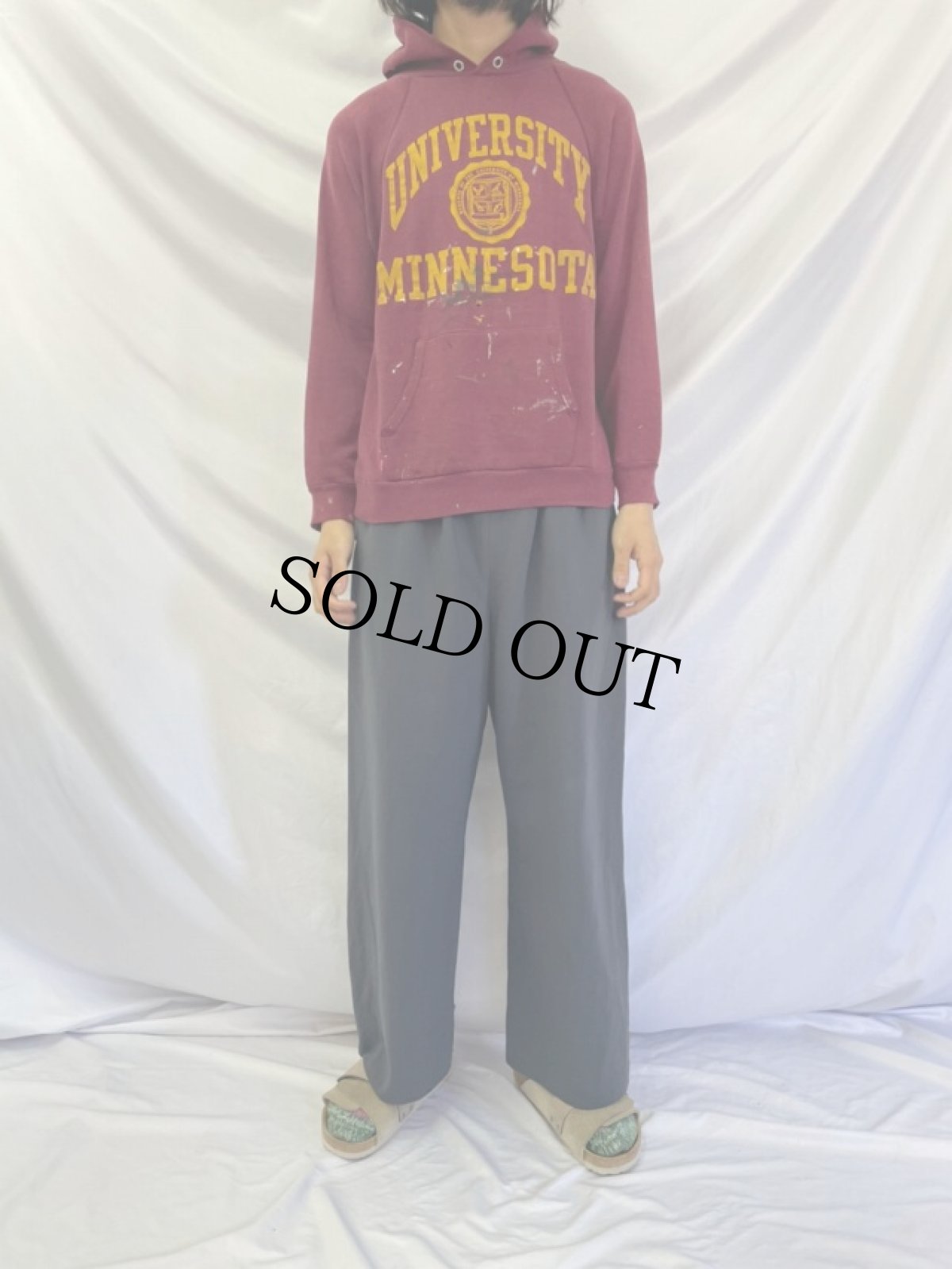 画像2: 80's Champion USA製 トリコタグ "UNIVERSITY MINNESOTA" フロッキープリントラグランスウェットフーディー L (2)