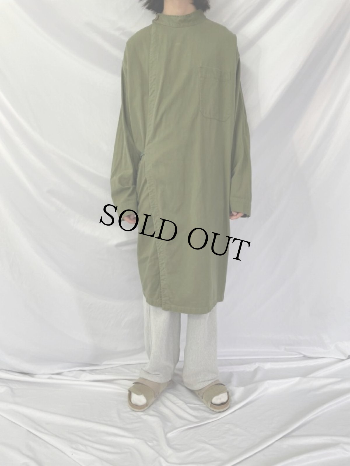 画像2: 60's Royal Army ナースガウン LARGE (2)