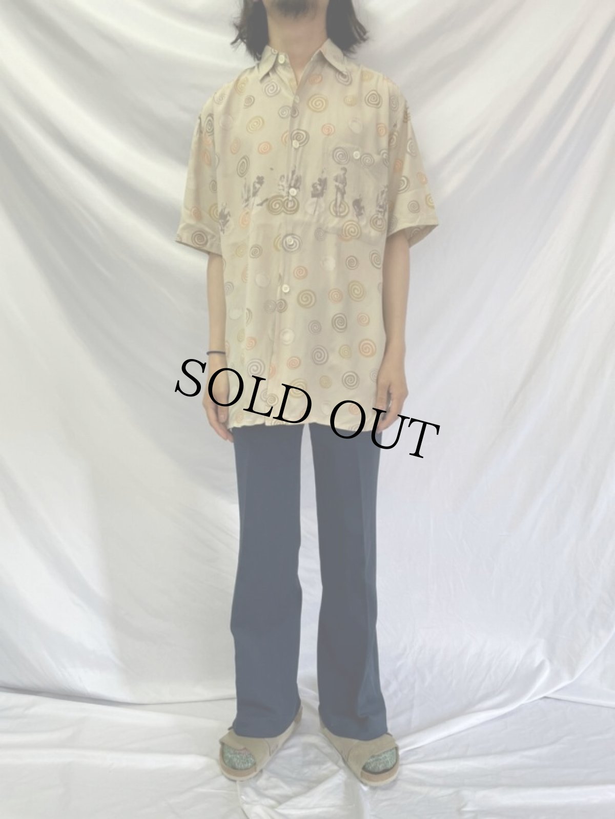 画像2: 80's 総柄 ビスコース 半袖シャツ M (2)