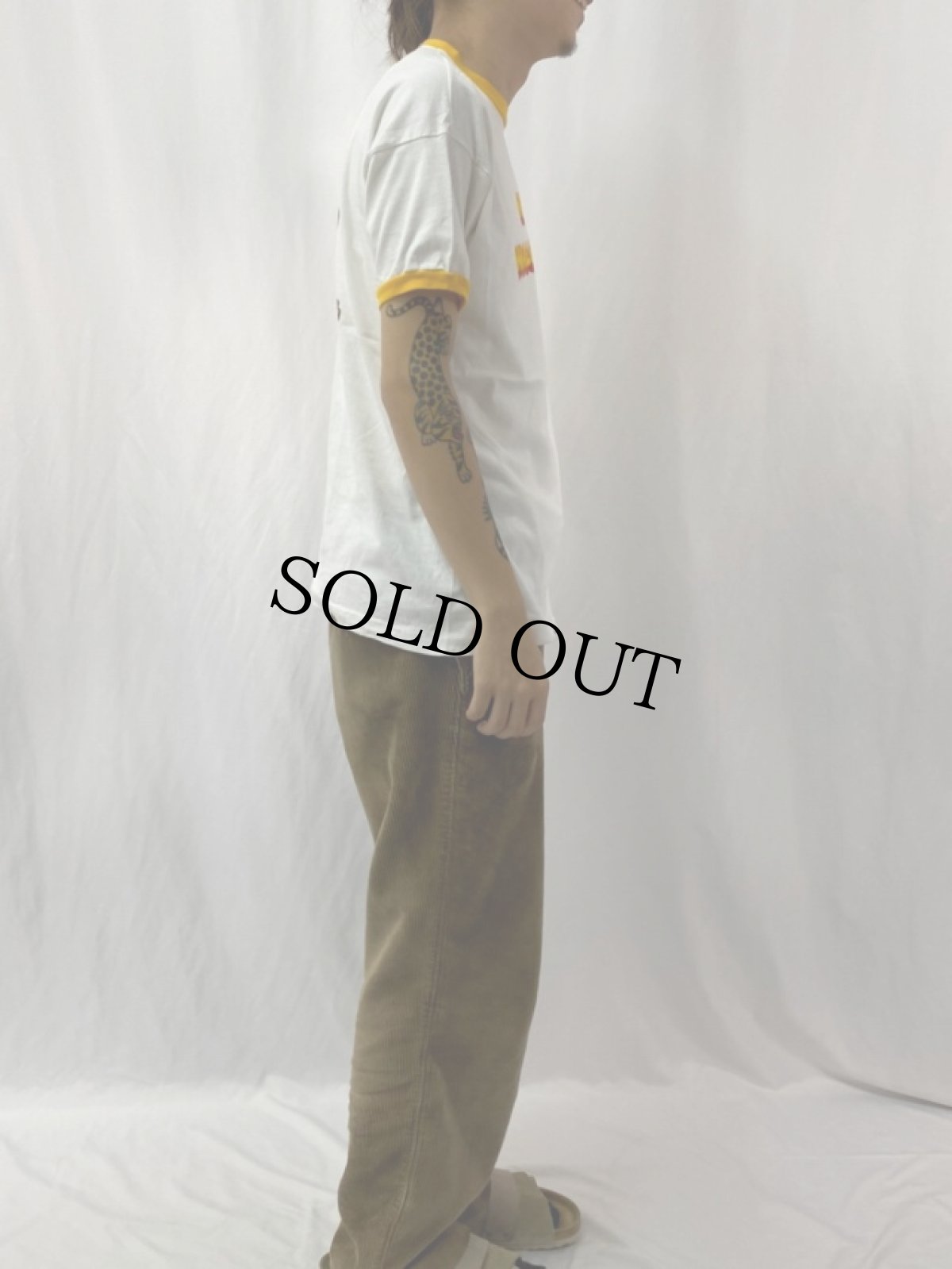 画像3: 70's Champion USA製 "HARVEY WALLBANGER?" 染み込みプリントリンガーTシャツ (3)