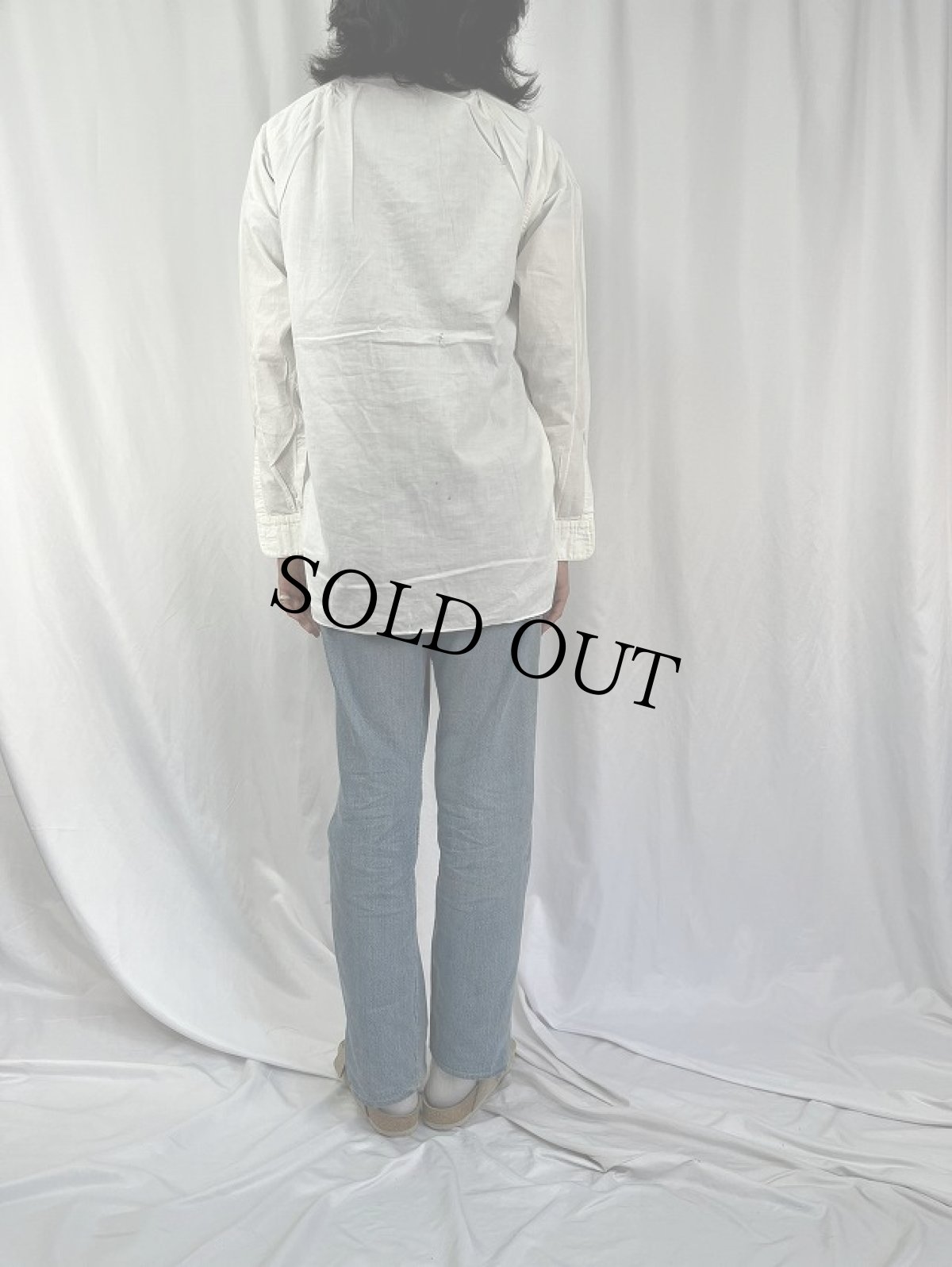 画像4: 40's "レース刺繍×ダブルカフス×デタッチャブルカラー×マチ付き" コットンドレスシャツ SIZE14 1/2-32-34 (4)