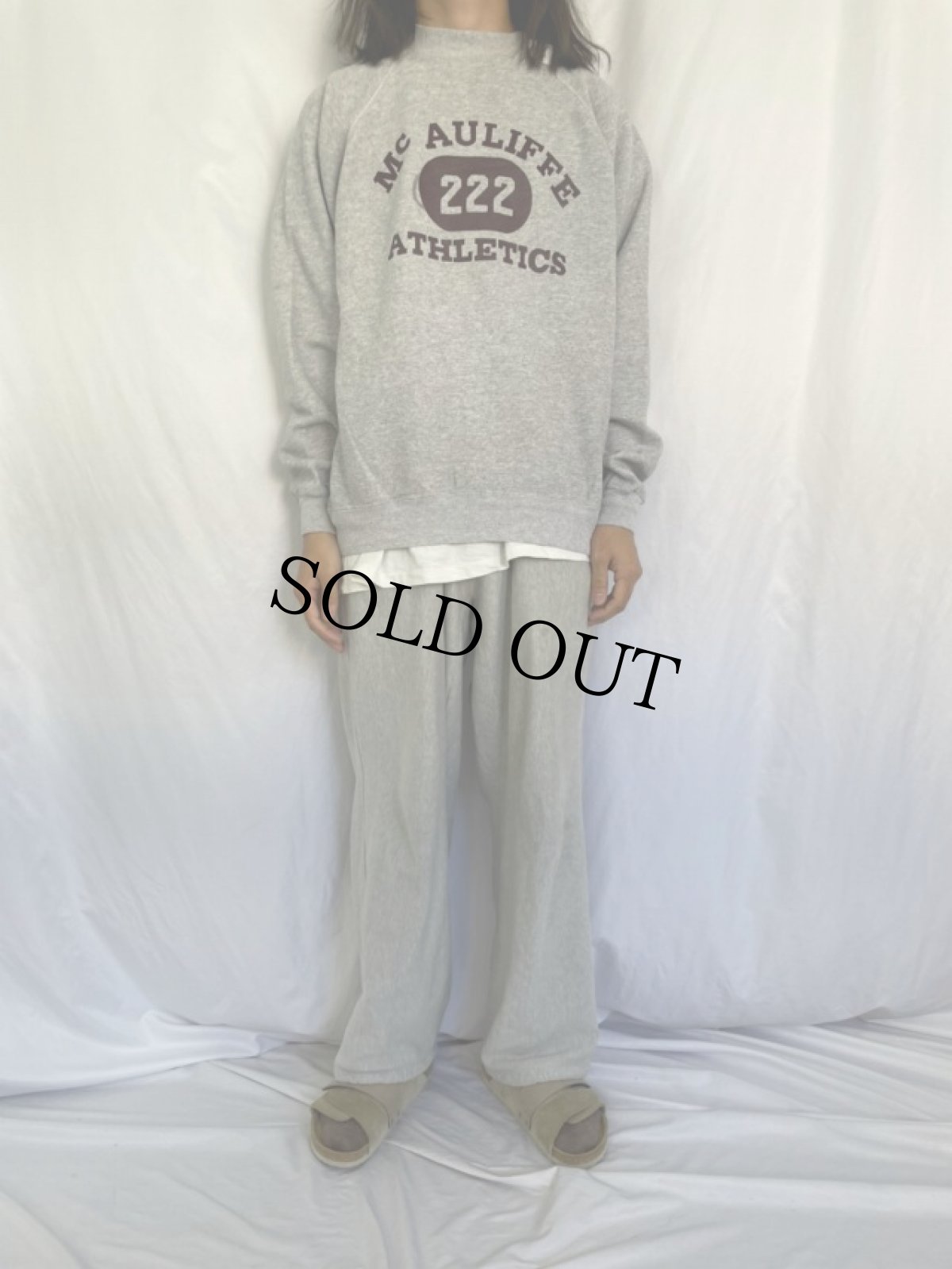画像2: 90's USA製 "Mc AULIFFE" プリントラグランスウェット XL (2)