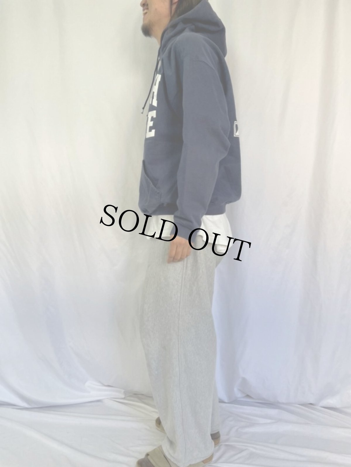 画像3: 90's USA製 "MESSIAH COLLEGE" プリントラグランスウェット L (3)