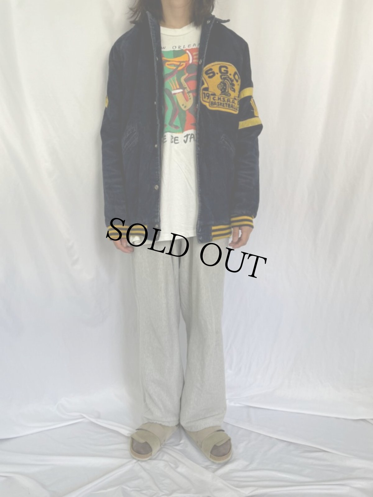 画像2: 80's "S.G.C. BASKETBALL" ワッペン付き 襟付き コーデュロイスタジャン (2)