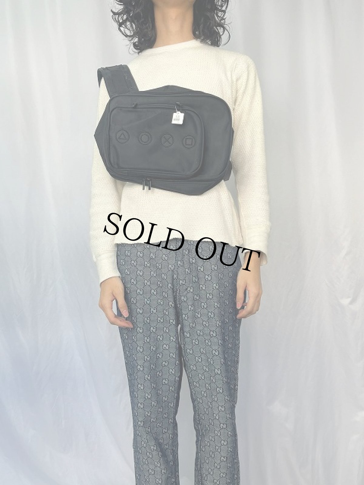 画像2: PlayStation ボディバッグ BLACK (2)