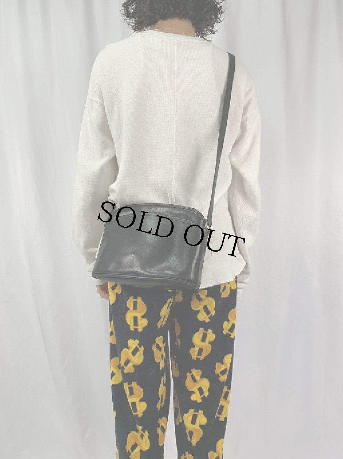 画像2: 90's COACH USA製 レザーショルダーバッグ BLACK (2)