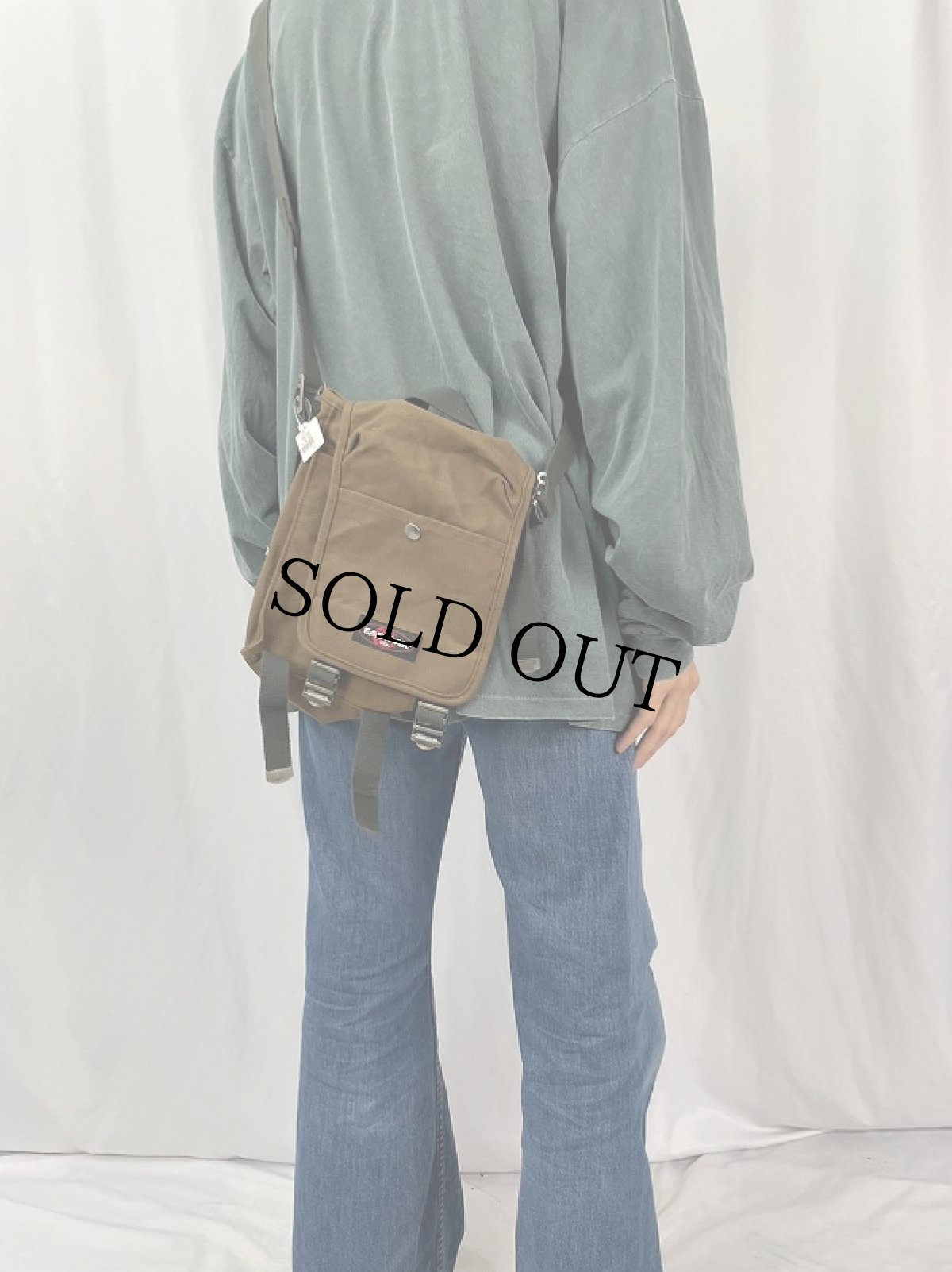 画像2: "A"プリント ナイロンショルダーバッグ (2)