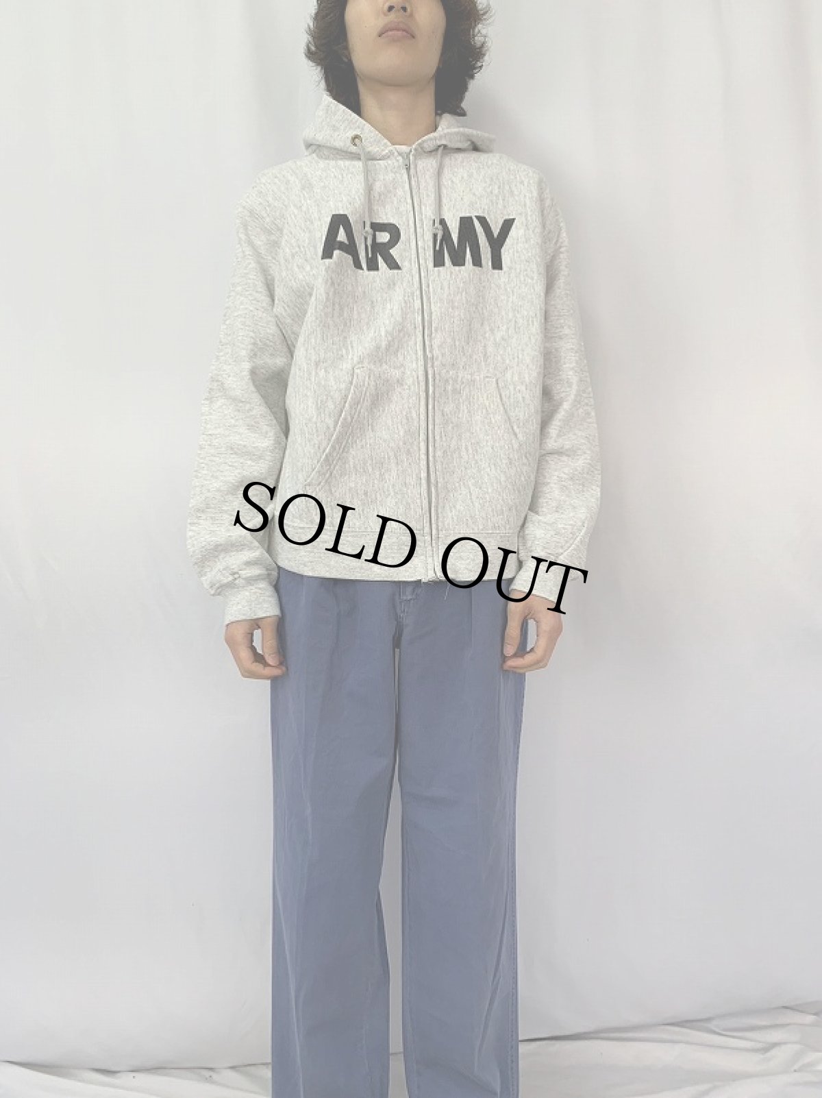 画像2: 90's U.S.ARMY ロゴプリント スウェットジップパーカー XL (2)