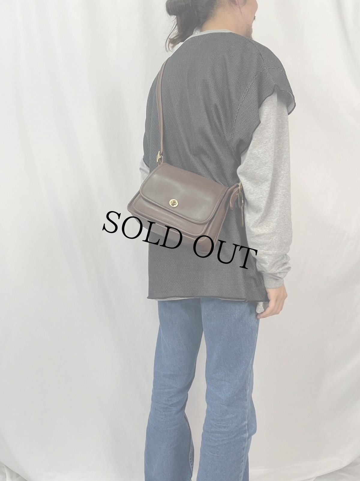 画像2: 90's COACH COSTA RICA製 レザーショルダーバッグ BROWN (2)