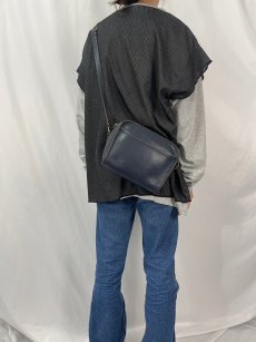 画像2: 90's COACH USA製 レザーショルダーバッグ NAVY (2)