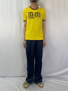 画像2: 80's m&m's USA製 チョコレートブランド ロゴプリントリンガーTシャツ L (2)