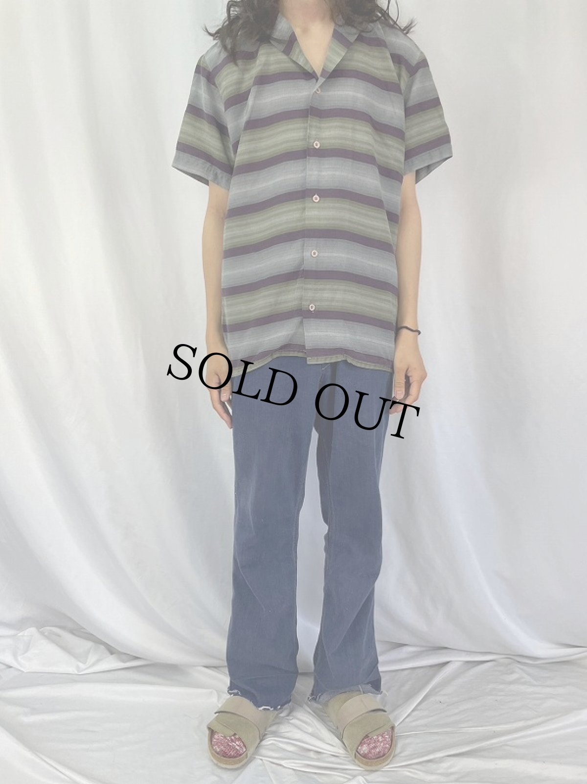 画像2: 80’s USA製 ボーダー柄 オープンカラーレーヨンシャツ L (2)