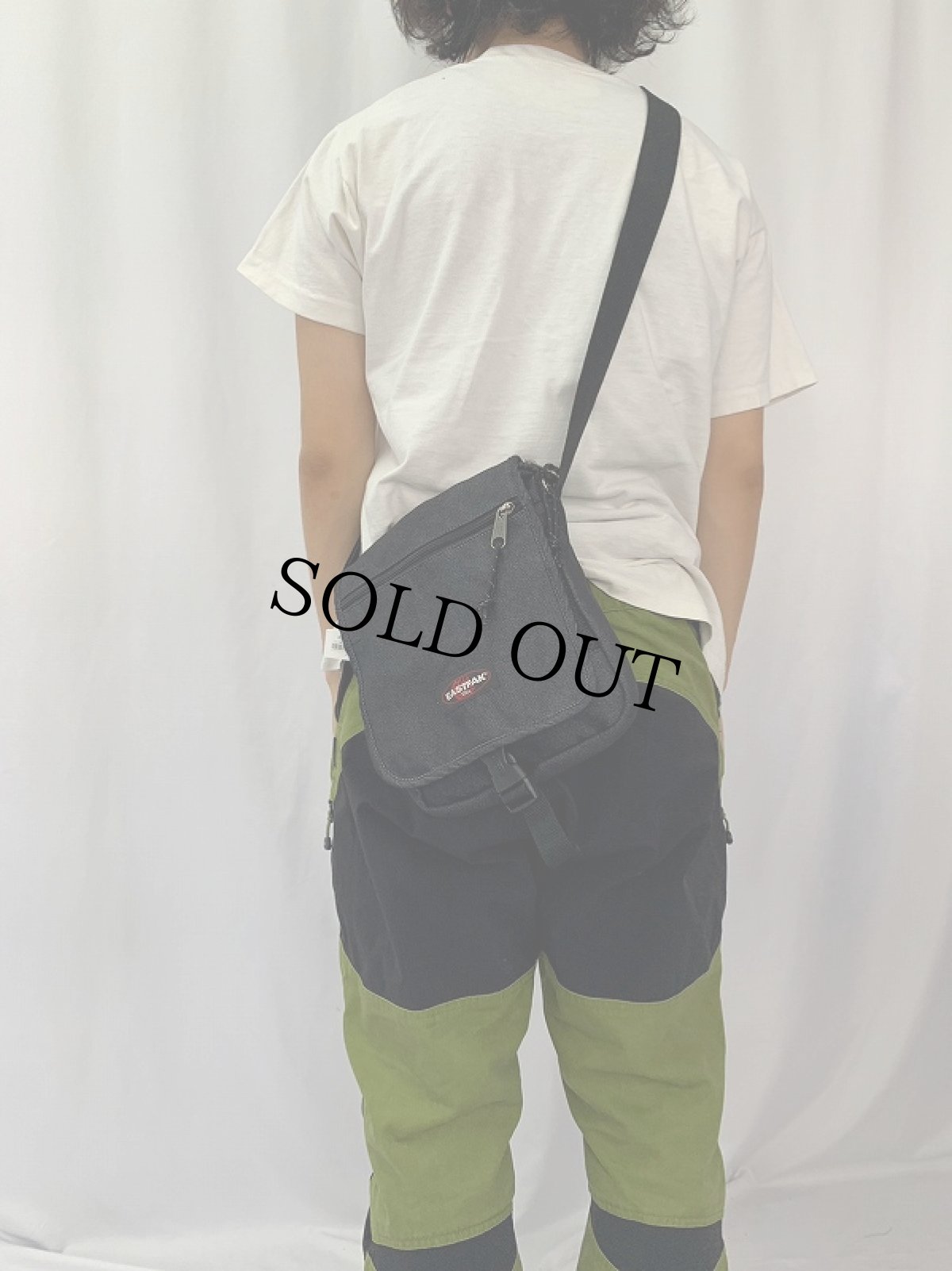 画像2: EASTPAK ショルダーバッグ (2)