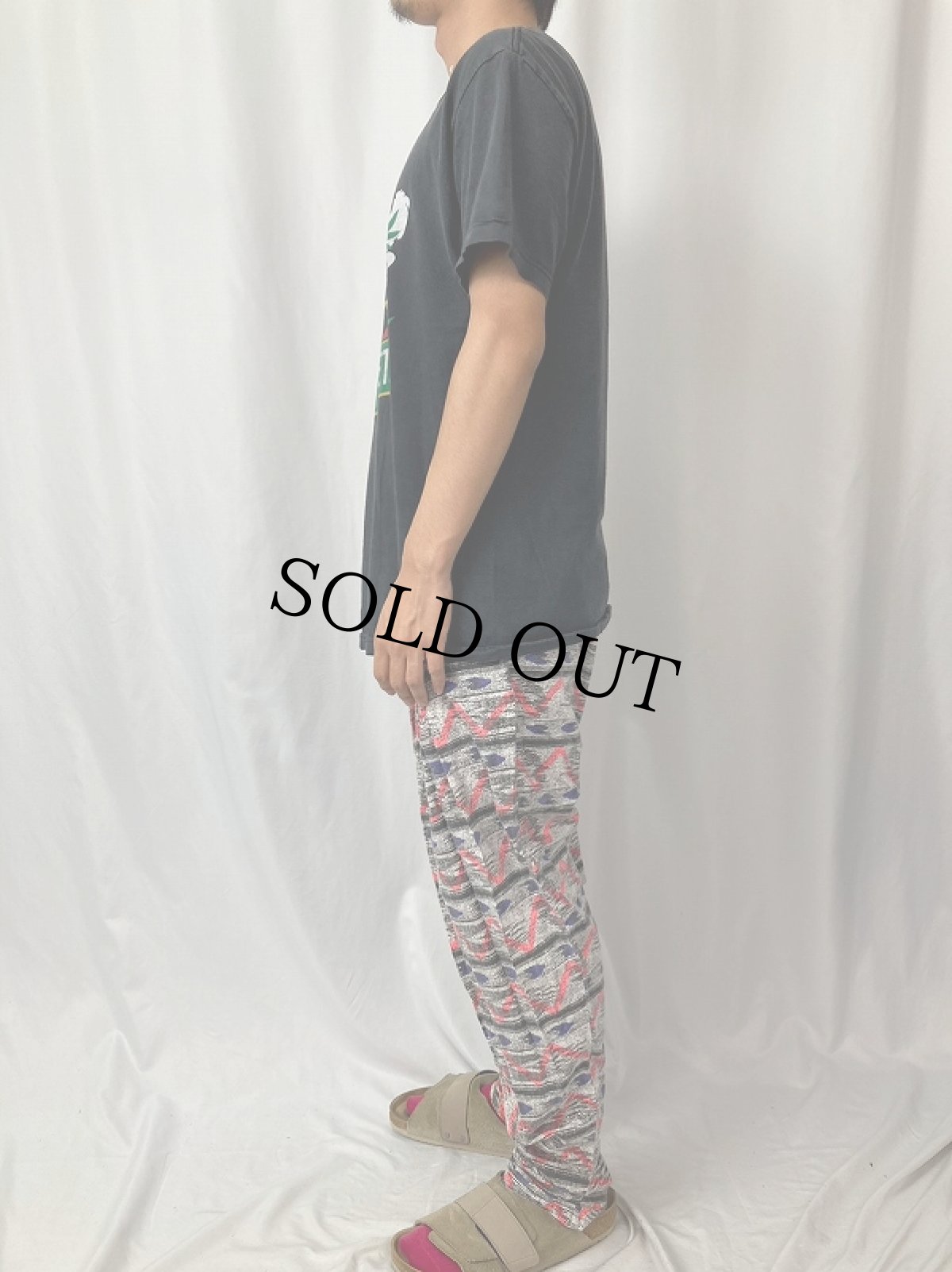 画像3: "FD-UP FILTHY STREET" ガンジャプリント キャラクターパロディTシャツ BLACK (3)