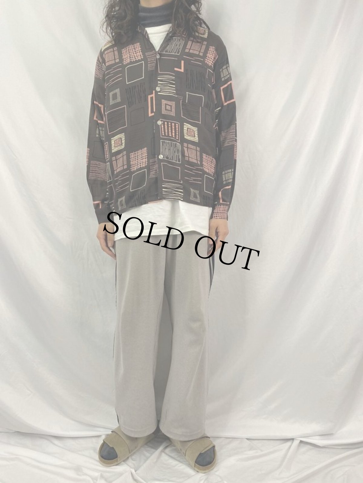 画像2: 50's A COHAMA "Squiggle" イタリアンカラー レーヨンシャツ (2)