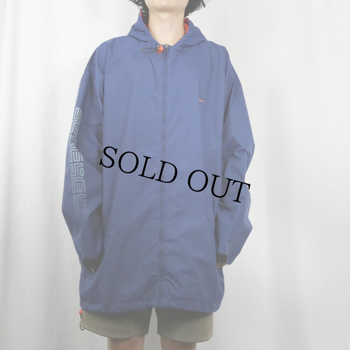 画像2: NIKE 袖プリント ナイロンジップパーカー NAVY XXL (2)