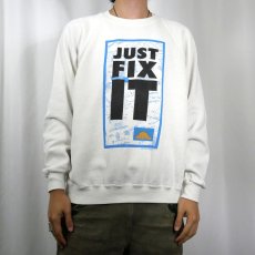 画像2: 90's Home Improvement USA製 "JUST FIX IT" シットコム プリントラグランスウェット L (2)
