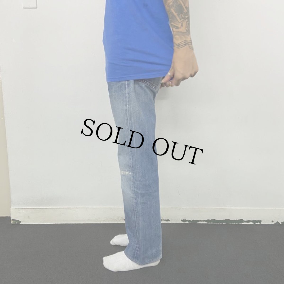 画像4: 60〜70's LEVI'S 501 BIGE デニムパンツ W31 (4)