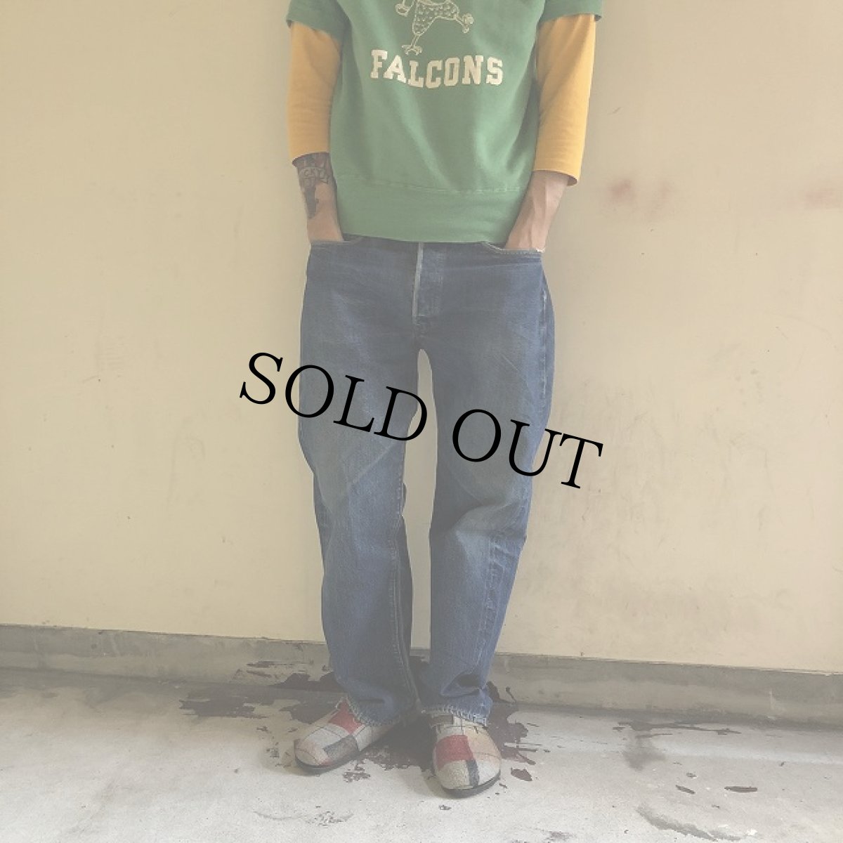 画像2: 60's〜70's LEVI'S 501 BIGE デニムパンツ W34 (2)