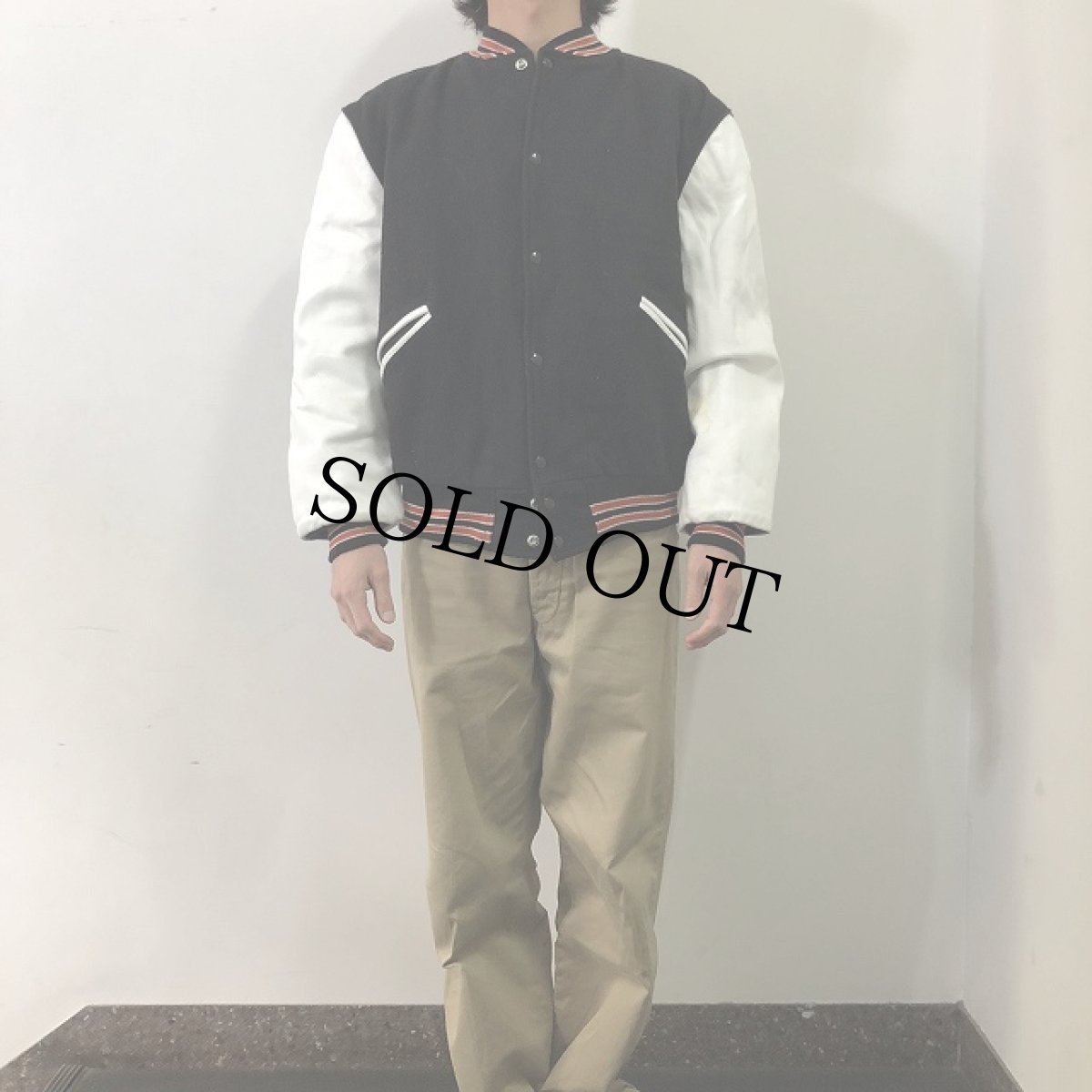 画像2: 70〜80's THE VARSITY SHOP USA製 レザー×ウールスタジャン L (2)