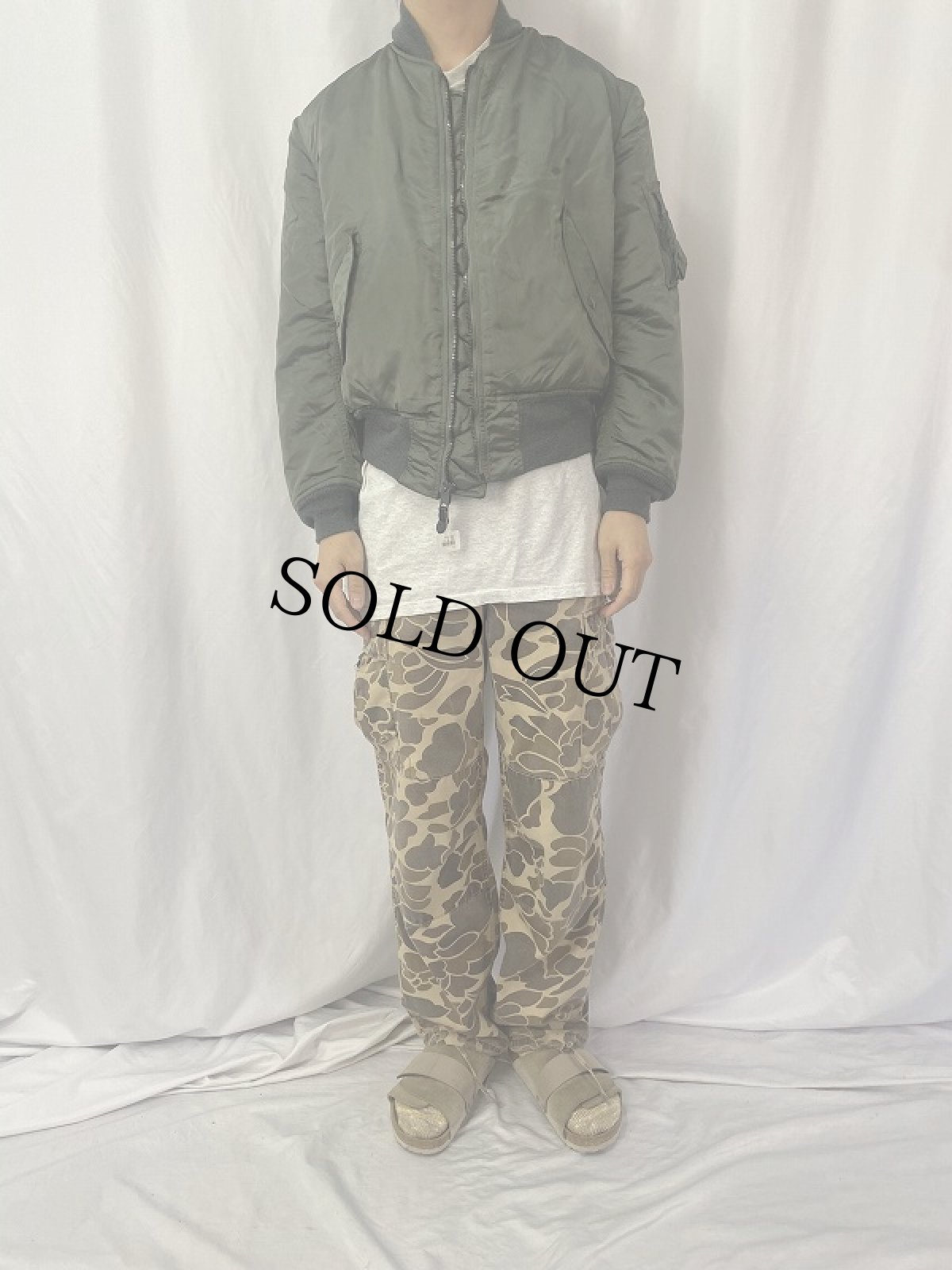 画像2: 80's U.S.AIR FORCE MA-1 F-TYPE フライトジャケット MEDIUM (2)