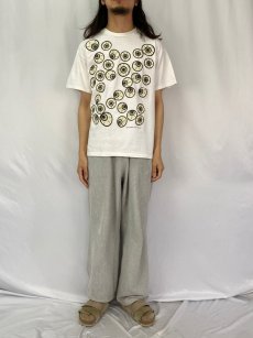 画像2: 90's USA製 目玉 蓄光プリントTシャツ L (2)