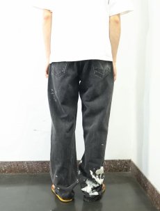 画像3: Levi's 550 RELAXED FIT "サルファブラック" ペンキペイント ブラックデニムパンツ W36 (3)