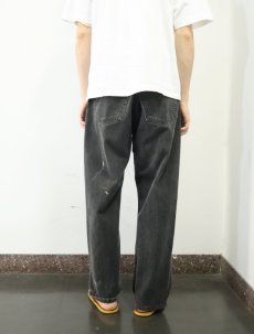 画像3: 2000's Levi's 505 REGULAR FIT STRAIGHT LEG USA製 "サルファブラック" ブラックデニムパンツ W39 (3)