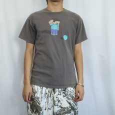 画像2: Think Geek "Minecraft" パロディプリントTシャツ M (2)