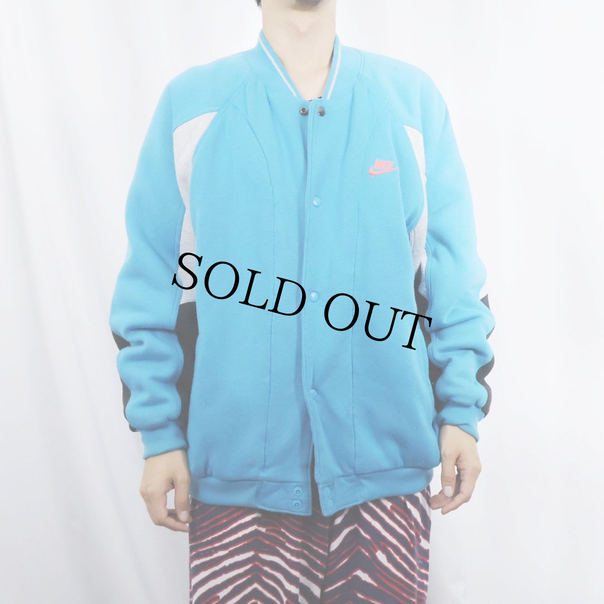 画像2: 90's NIKE 銀タグ 中綿入り スウェットスタジャン L (2)