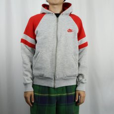 画像2: 90's NIKE 銀タグ ロゴ刺繍 ラグランスウェットジップパーカー M (2)