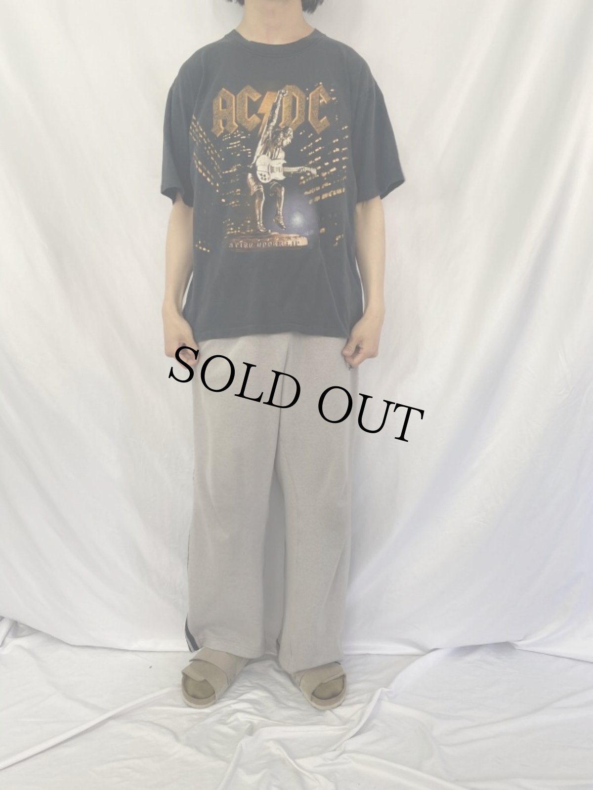 画像3: 90's AC/DC "STIFF UPPER LIP" USA製 ロックバンドツアーTシャツ XL (3)