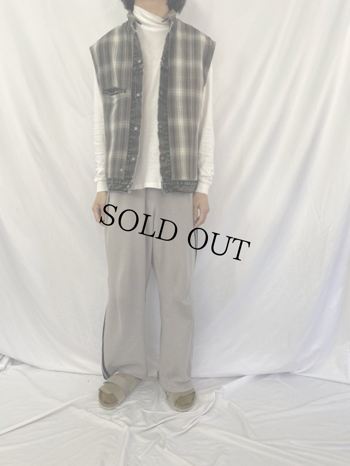 画像4: 90's Levi's 70594 USA製 リバーシブル ブラックデニムベスト (4)