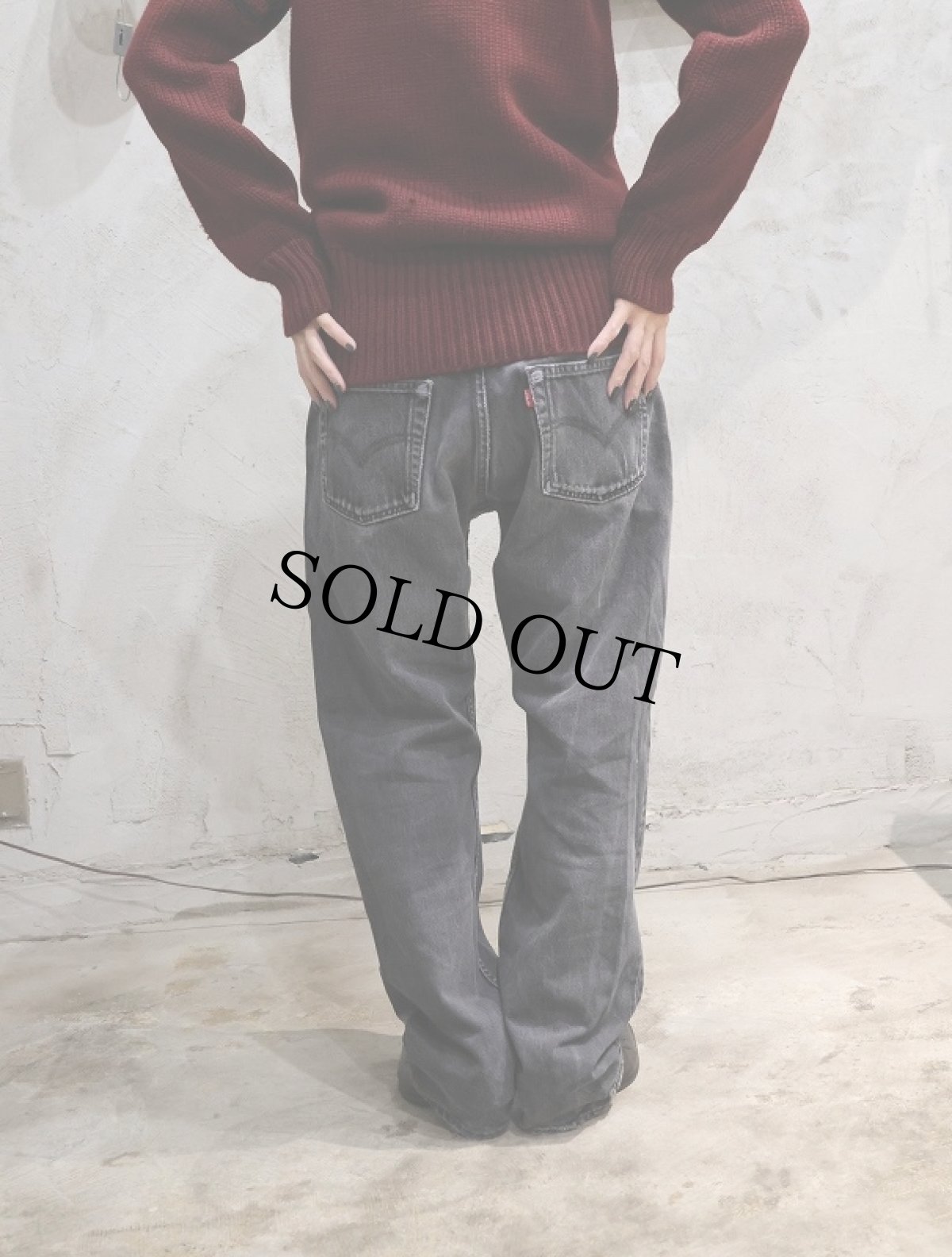 画像4: 90's Levi's 501 USA製 後染め ブラックデニムパンツ W32 (4)