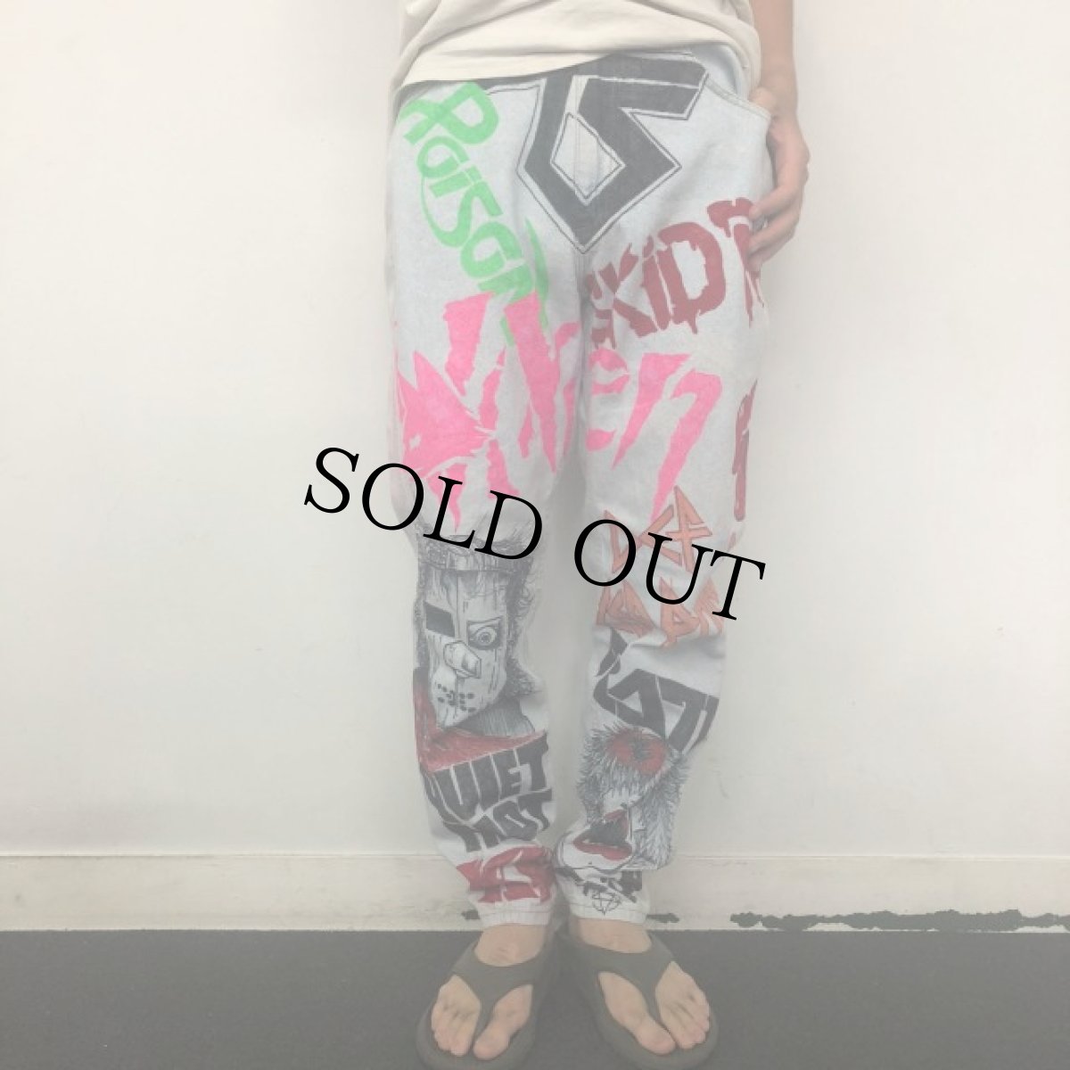 画像3: 90's Lee USA製 "ロックバンド" ハンドペイント デニムパンツ W28 (3)