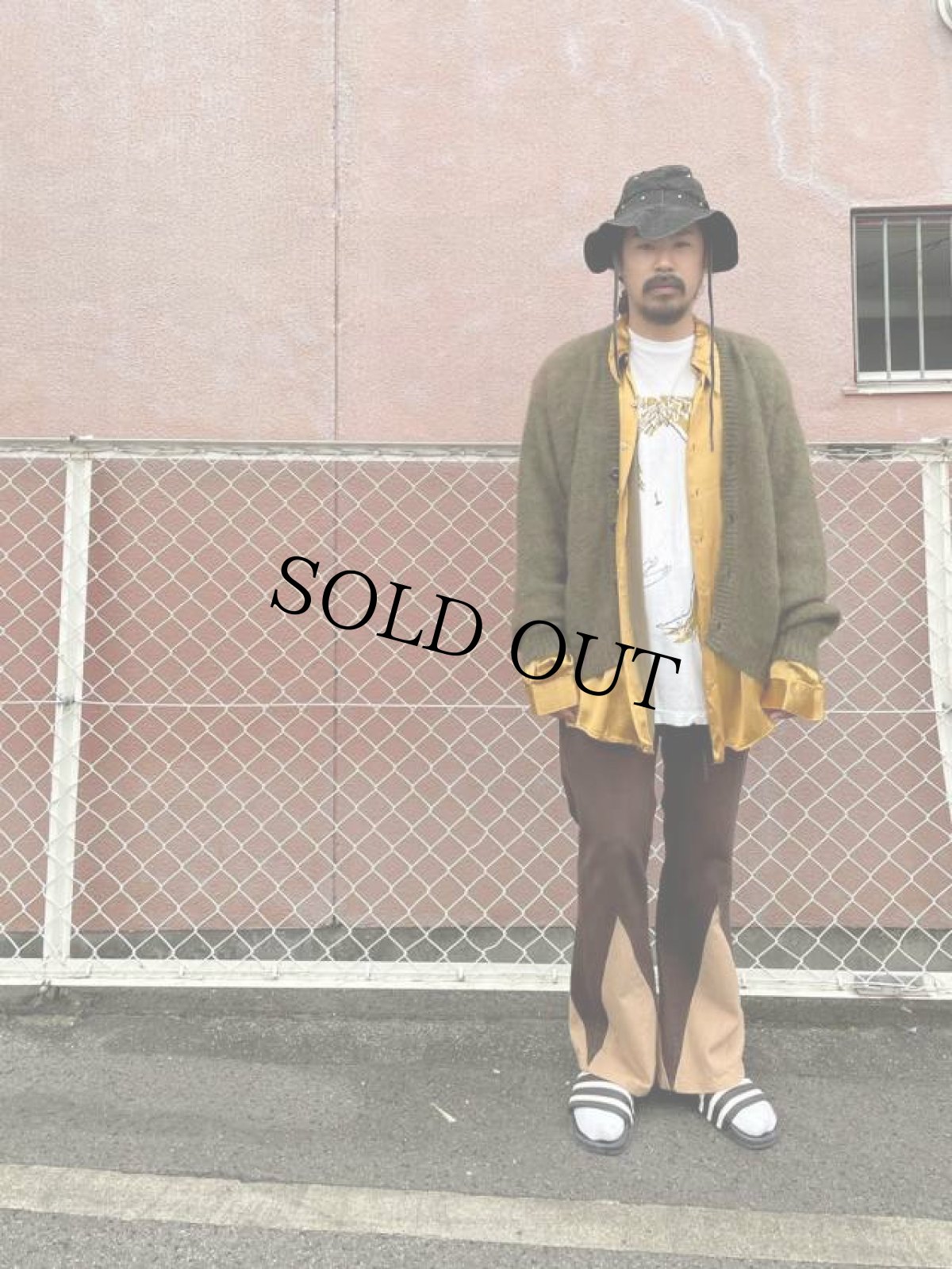 画像2: STRANGE TRIP 2021AW "MIX MOHAIR CARDIGAN" KHAKI×CAMEL 【L】 (2)