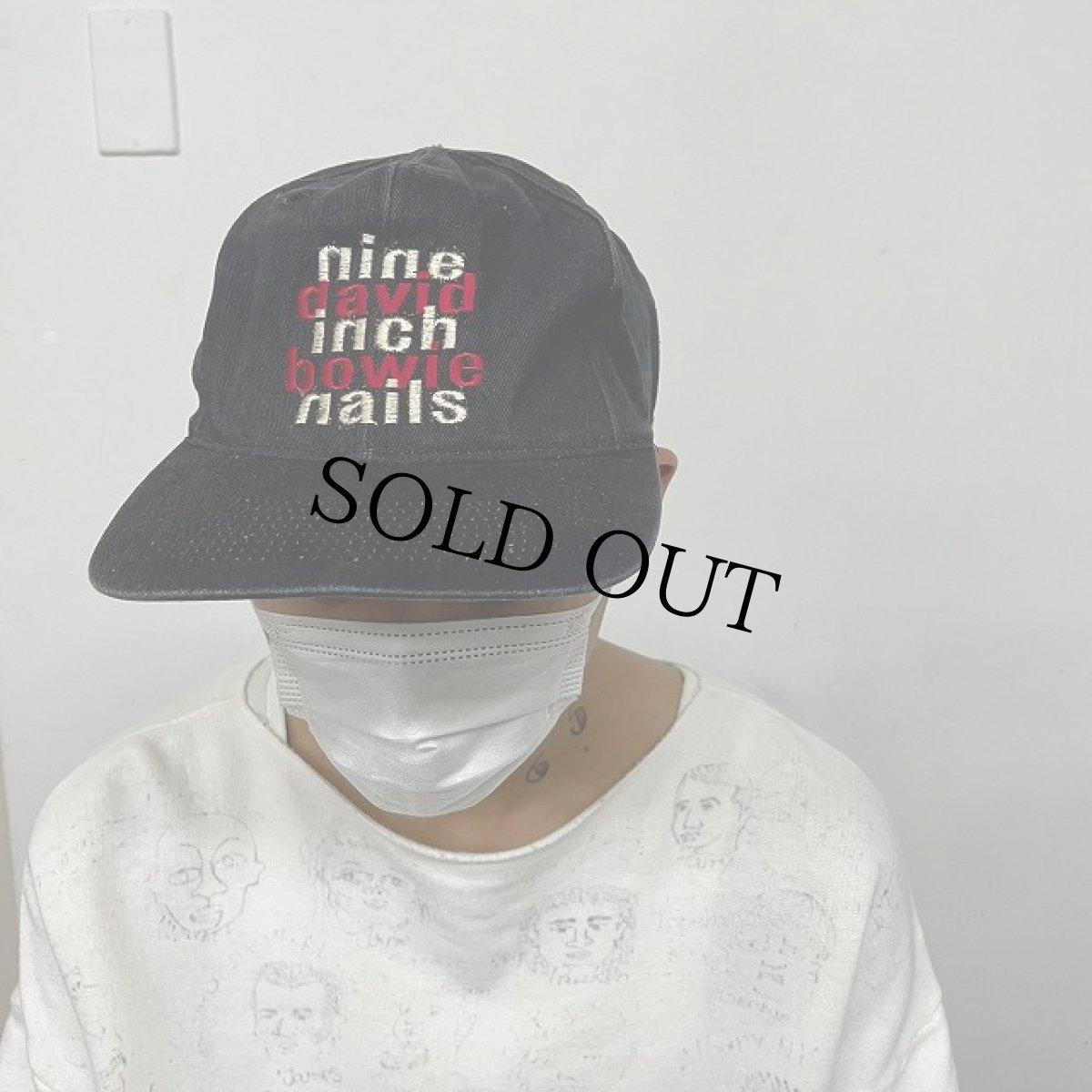 画像2: David Bowie With Nine Inch Nails ロゴ刺繍 バンドツアーキャップ (2)