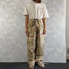 画像2: U.S.MILITARY ECWCS デザートカモ GORE-TEX オーバーパンツ (2)