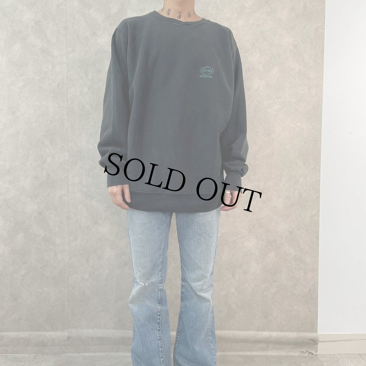 画像2: 90's Hanes USA製 "CUTTERS OUTDOOR CAFE" ロゴ刺繍スウェット XL (2)