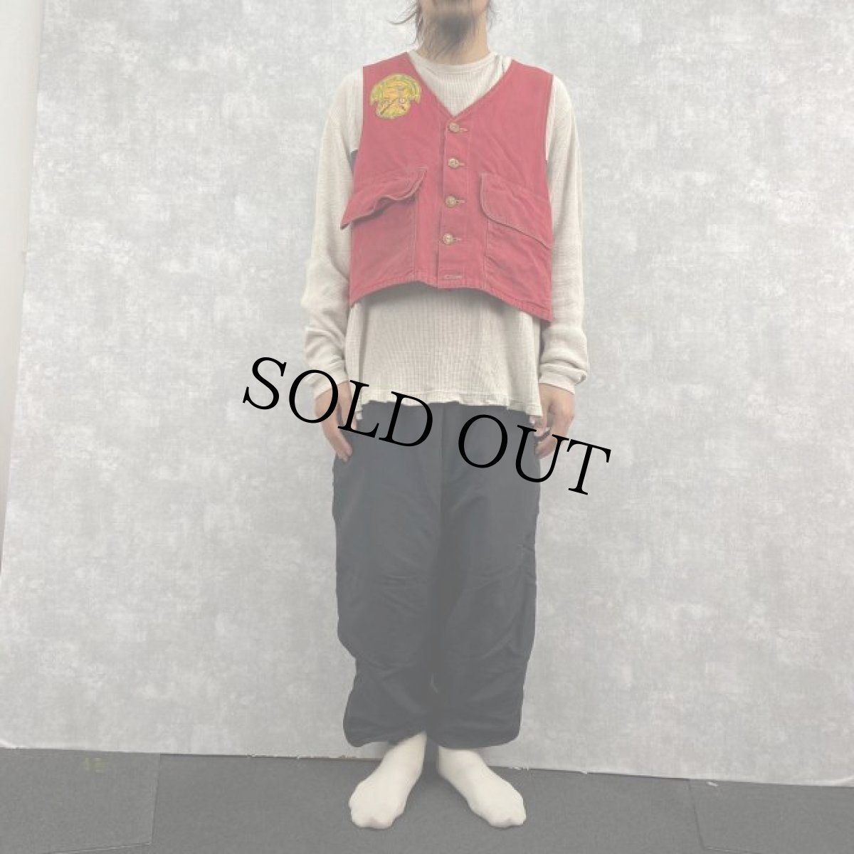 画像2: 50's〜 パッチ付き ハンティングベスト (2)