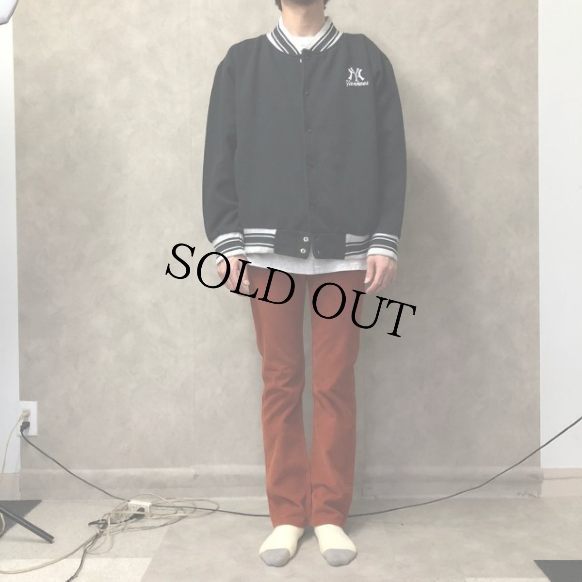 画像2: 80〜90's adidas "New York Yankees" ロゴ刺繍 スウェットスタジャン L (2)