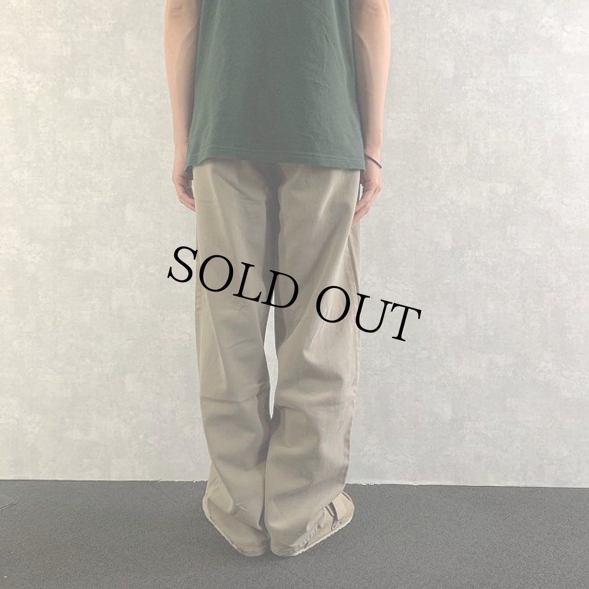 画像4: 90's Levi's SILVER TAB "BAGGY" USA製 コットンツイルパンツ W35 (4)