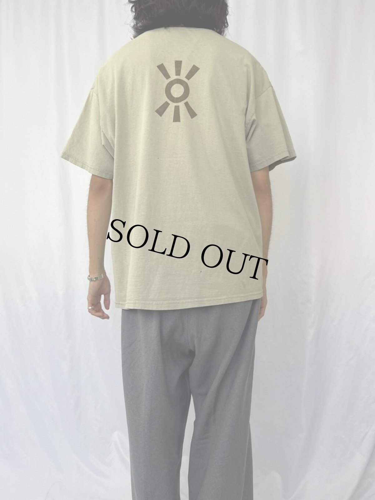 画像4: 【SALE】 00's Butthole Surfers "The Moon is a UFO" ロックバンドTシャツ XL (4)