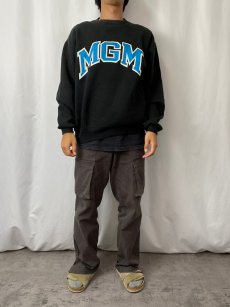 画像2: 90's RUSSEL ATHELETIC USA製 "MGM" 前V プリントスウェット BLACK L (2)